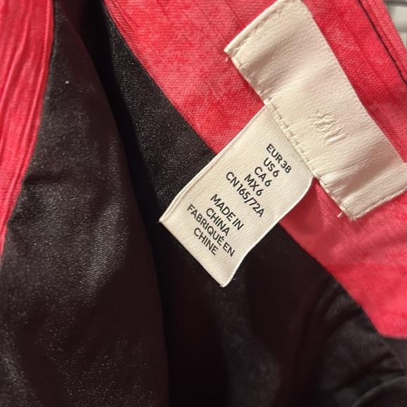 NWOT mini skirt - Picture 4 of 7